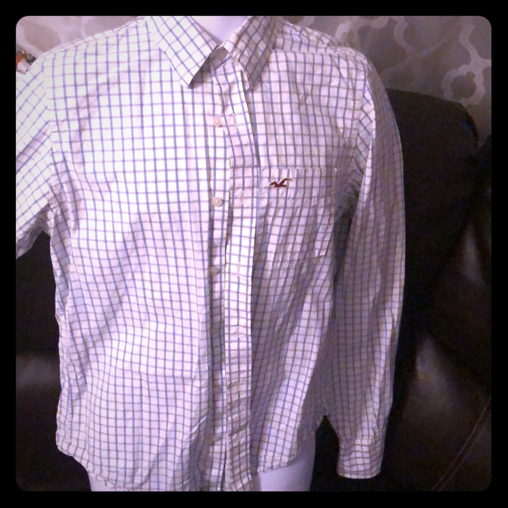 Hollister Mens Medium long sleeve button-up Shirt!
